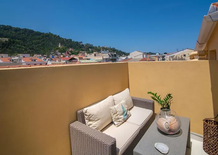 Minimal Loft With Sea View Over Zakynthos Harbor!